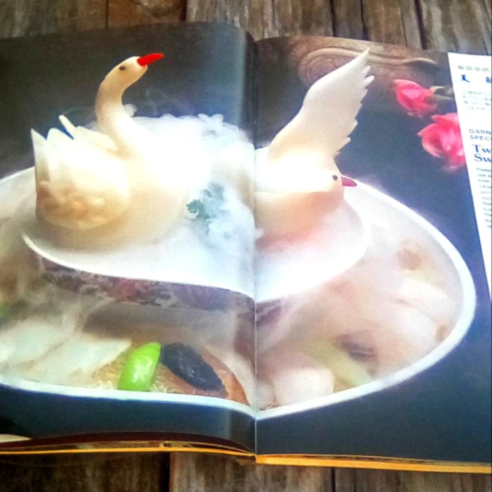 Wei-Chuan Chinese Appetizers Cookbook 1st Ed Vintage Food Garnishes Book